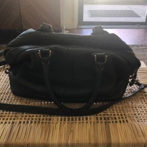 The Berliner Satchel